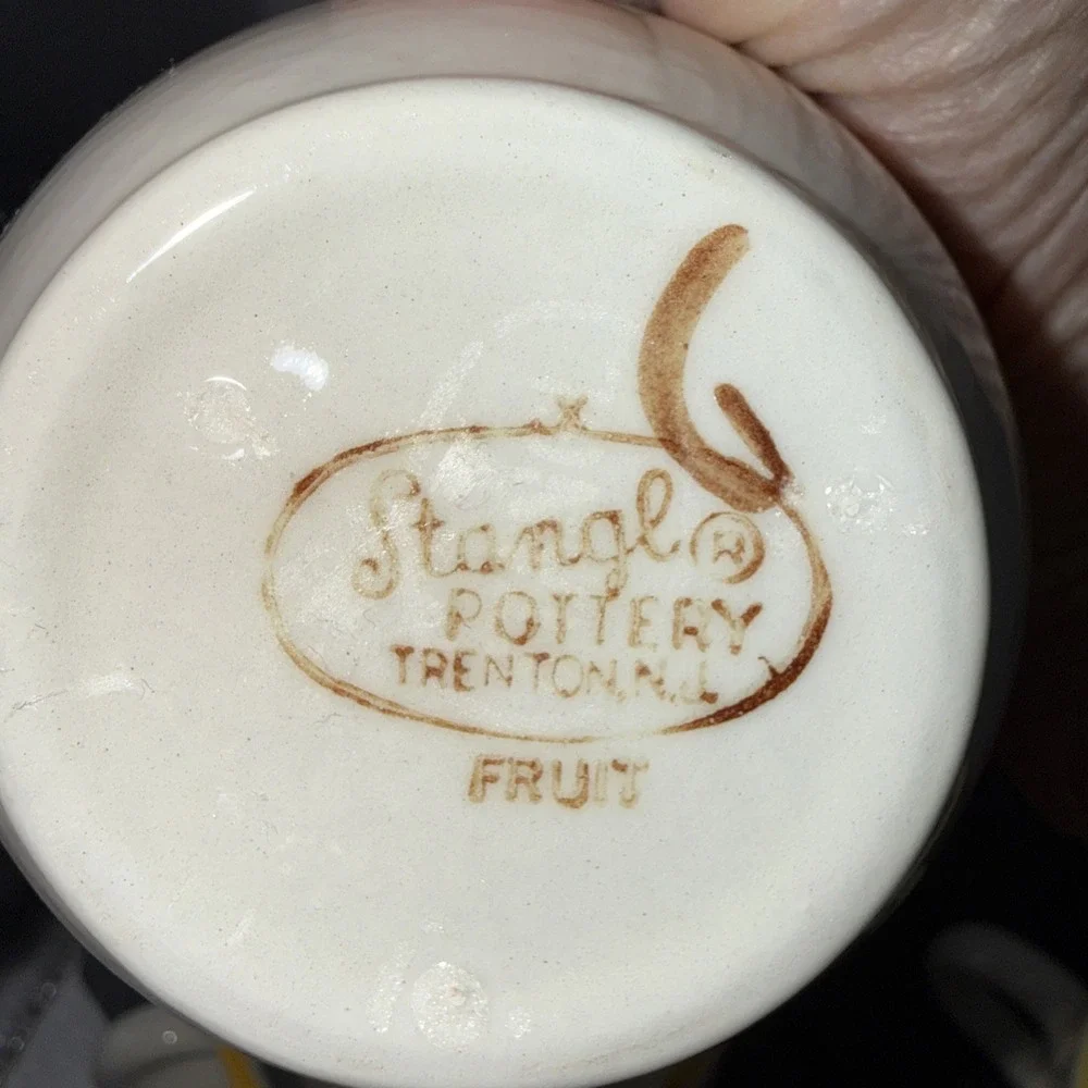 Vintage Stangl Pottery Fruit Pattern  Coffee Cups Set Of 3 Pre Owned
